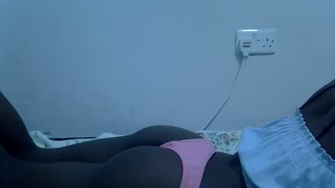 BABY TIA online show from November 2025 06:35:01 AM