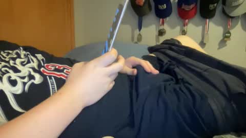 Snapshot of twinkmikexxx12 chatting on October 2025 09:48:02 PM mike online show from October 2025 09:48:02 PM