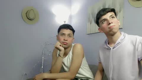 JHOAN LIAM  ZACARIAS online show from October 2025 04:20:02 AM