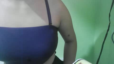 Snapshot of twitamscouple4u chatting on October 2025 04:26:01 AM twitamscouple4u online show from October 2025 04:26:01 AM