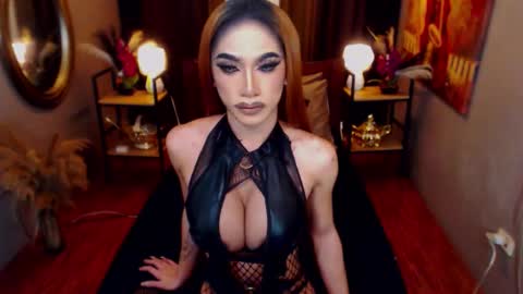 Snapshot of twofuckablestrans chatting on November 2025 10:10:02 AM KiaraKeana online show from November 2025 10:10:02 AM