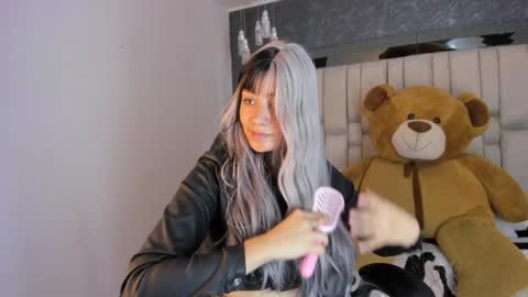  TYLA  online show from January 2025 03:28:02 AM