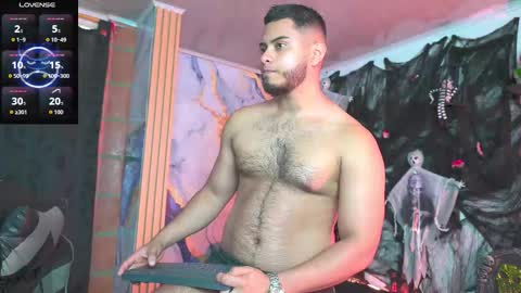 Snapshot of tyler_price01 chatting on October 2025 10:34:02 PM Tyler online show from October 2025 10:34:02 PM