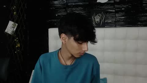 Snapshot of tyler_wolf_1 chatting on October 2025 12:27:02 PM tyler_wolf_1 online show from October 2025 12:27:02 PM