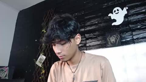 Snapshot of tyler_wolf_1 chatting on October 2025 12:27:01 PM tyler_wolf_1 online show from October 2025 12:27:01 PM