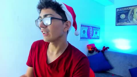   online show from December 2024 03:05:02 AM