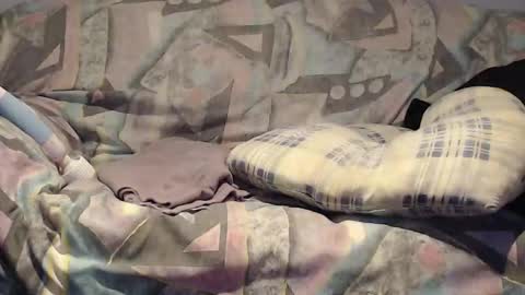 Snapshot of tyson2525 chatting on October 2025 04:09:01 AM Helena and Tyson online show from October 2025 04:09:01 AM