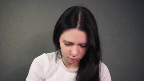 Lili online show from January 2025 08:21:01 PM