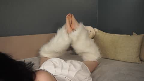 Lili online show from February 2025 11:06:01 PM
