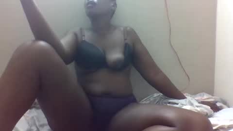 Snapshot of ugandan_quin chatting on January 2025 04:40:01 PM ugandan_quin online show from January 2025 04:40:01 PM
