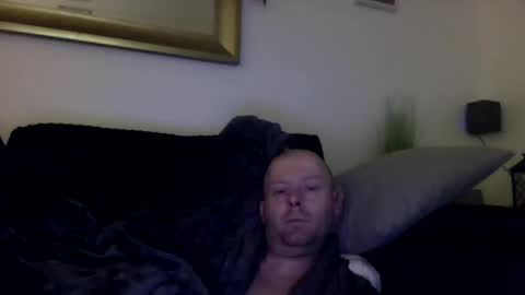 ukmatty3 online show from December 2024 11:47:01 PM