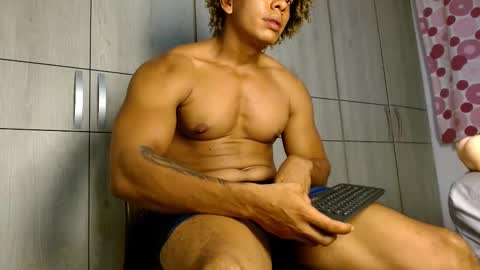 Felipe  model independent online show from March 2025 10:11:02 AM