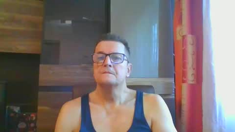 Snapshot of ulmeni4 chatting on December 2024 08:20:01 AM ulmeni4 online show from December 2024 08:20:01 AM