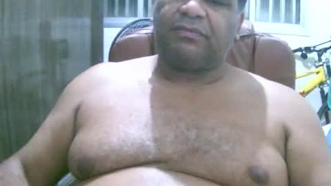 Snapshot of ulmo_br chatting on November 2025 12:54:01 AM ulmo_br online show from November 2025 12:54:01 AM