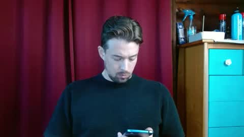 Snapshot of umphreak42 chatting on November 2025 09:42:02 PM Andrew online show from November 2025 09:42:02 PM