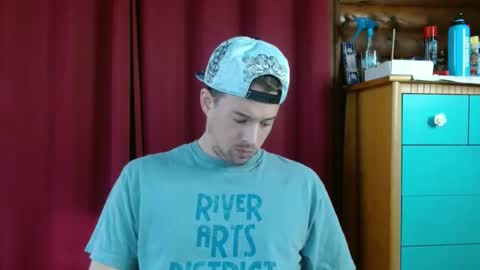 Snapshot of umphreak42 chatting on November 2025 07:02:02 PM Andrew online show from November 2025 07:02:02 PM