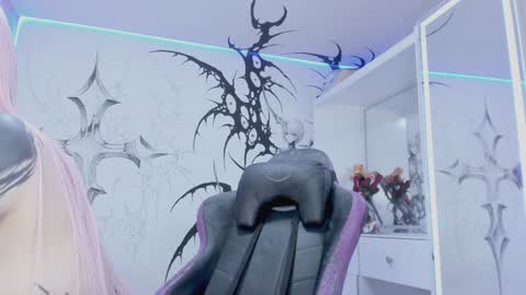 Snapshot of unachimbaherida chatting on February 2025 06:29:01 AM Elle Danielle online show from February 2025 06:29:01 AM