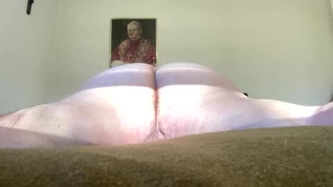 Hairy Sally online show from September 2025 10:09:01 PM