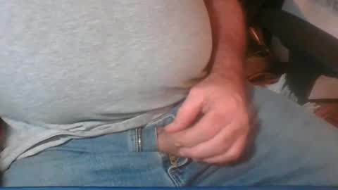 uncutmike7x5 online show from February 2025 07:17:02 PM