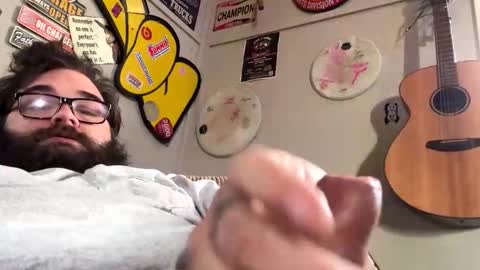 Snapshot of uncuttruss chatting on November 2025 07:56:01 PM uncuttruss online show from November 2025 07:56:01 PM