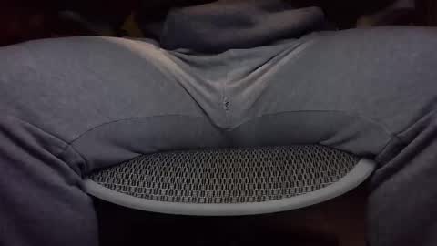 Snapshot of under_the_desk40 chatting on December 2025 10:26:01 PM Under the desk online show from December 2025 10:26:01 PM