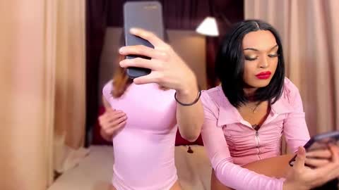 Snapshot of unforgetableasiancock chatting on February 2025 06:37:02 AM unforgetableasiancock online show from February 2025 06:37:02 AM