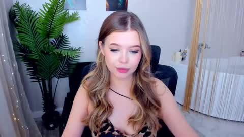 Alice online show from February 2025 02:44:02 PM