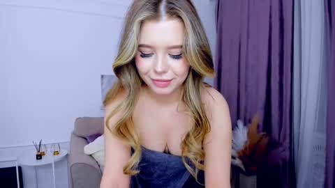Alice online show from February 2025 10:47:02 PM