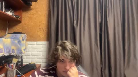 Snapshot of unholy_heat chatting on October 2025 08:28:01 PM Anri online show from October 2025 08:28:01 PM