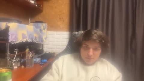 Snapshot of unholy_heat chatting on November 2025 10:10:02 PM Anri online show from November 2025 10:10:02 PM