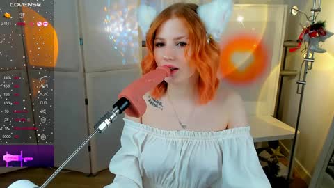 Snapshot of unicent chatting on January 2025 06:26:01 AM Call me Mira thumbs up its make me happy online show from January 2025 06:26:01 AM