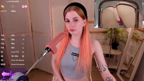 Snapshot of unicent chatting on February 2025 12:37:02 AM Call me Mira thumbs up its make me happy online show from February 2025 12:37:02 AM