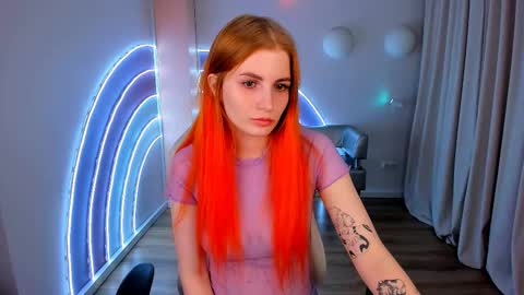 Snapshot of unicent chatting on February 2025 08:47:02 PM Call me Mira thumbs up its make me happy online show from February 2025 08:47:02 PM