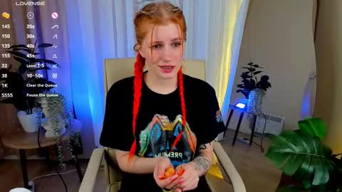 Snapshot of unicent chatting on February 2025 11:36:02 PM Call me Mira thumbs up its make me happy online show from February 2025 11:36:02 PM