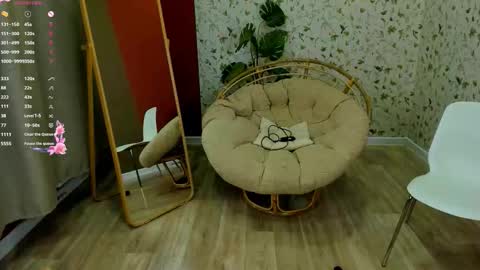 Snapshot of unicent chatting on November 2025 01:48:01 AM Call me Mira thumbs up its make me happy online show from November 2025 01:48:01 AM