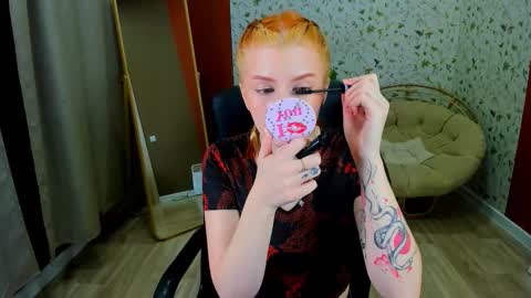 Snapshot of unicent chatting on November 2025 09:13:01 PM Call me Mira thumbs up its make me happy online show from November 2025 09:13:01 PM