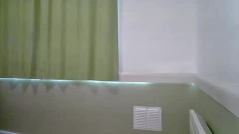 Snapshot of unshavenhornybee4u2 chatting on November 2025 10:02:02 AM Unshavenhornybee4u2 online show from November 2025 10:02:02 AM