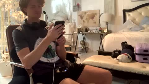 Stepbro online show from February 2025 05:35:01 PM