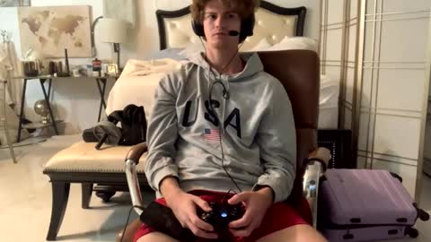 Stepbro online show from February 2025 01:32:01 PM