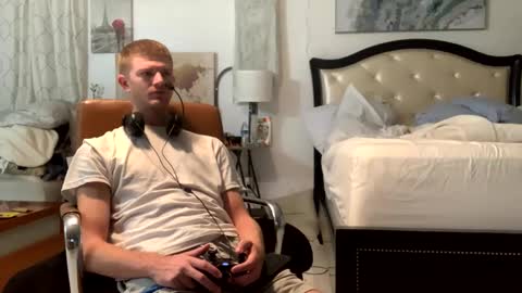 Stepbro online show from February 2025 06:44:01 AM