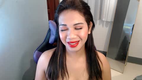 Vee online show from January 2025 06:44:02 AM