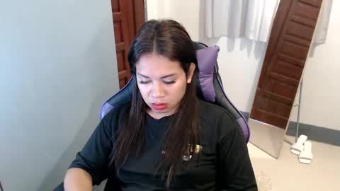 Vee online show from January 2025 05:26:02 AM