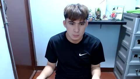 Snapshot of ur_jayqutee chatting on December 2024 10:20:02 PM Ur jayqutee online show from December 2024 10:20:02 PM