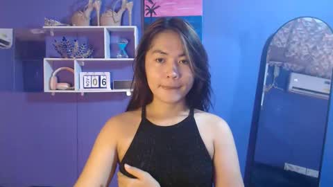 Snapshot of ur_perfectgirlmsa chatting on November 2025 01:28:02 AM Ms. A lets go pass or pvt show online show from November 2025 01:28:02 AM