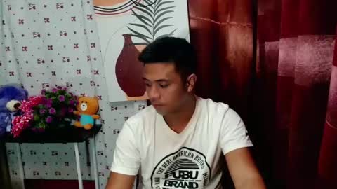 Snapshot of ur_pinoydave chatting on January 2025 07:39:01 PM Dave online show from January 2025 07:39:01 PM