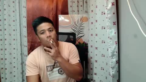 Snapshot of ur_pinoydave chatting on February 2025 12:27:01 AM Dave online show from February 2025 12:27:01 AM