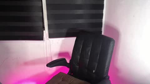 Snapshot of urasaintwink chatting on January 2025 10:22:02 PM Bran online show from January 2025 10:22:02 PM