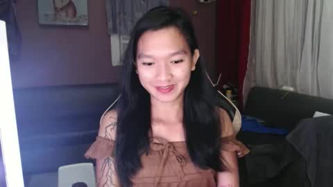 NEWRA  ALLISON online show from October 2025 08:09:02 PM