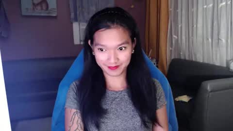 NEWRA  ALLISON online show from October 2025 08:10:01 PM