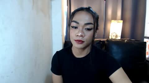 Olivia online show from February 2025 08:31:01 PM